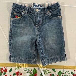 Levi’s baby girl Bermuda Shorts Size 3X Embroidered Flowers